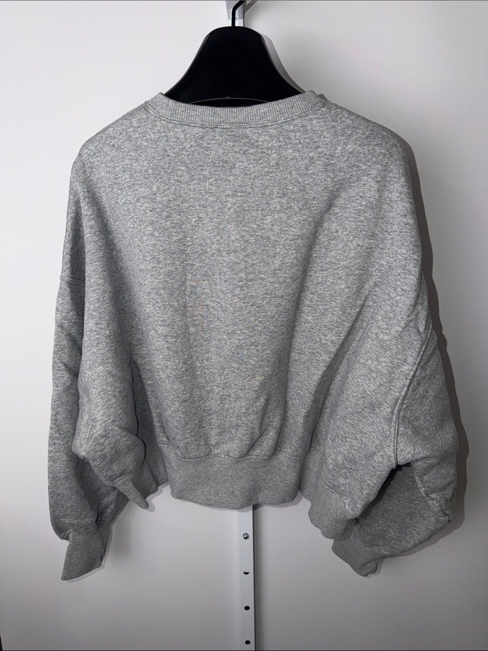 Nike Grey Crewneck dolman sleeve Sweatshirt with White Swoosh - Picture 4 of 4